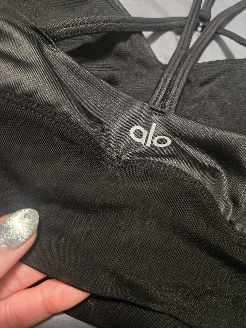 Alo YOGA Lavish Sports Bra In Glossy Black Size S - Picture 8 of 14